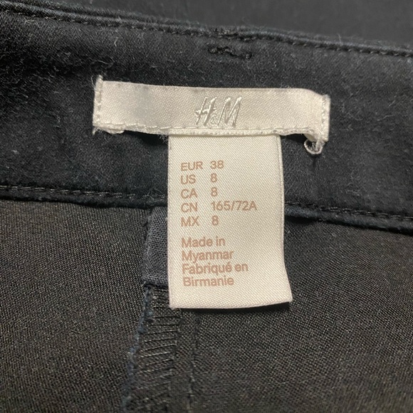 H&M Black Ankle Pant Side Zipper 8 Smooth Front Side Zipper Business Casual - Picture 10 of 12